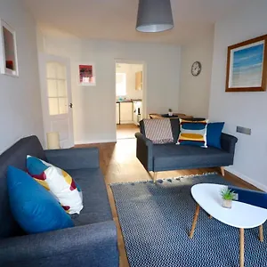 https://mountcollyer.belfasthotelsireland.com